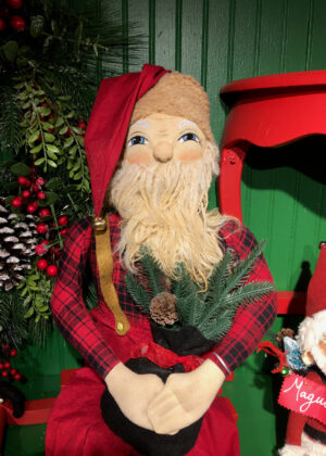 Edgarton Santa