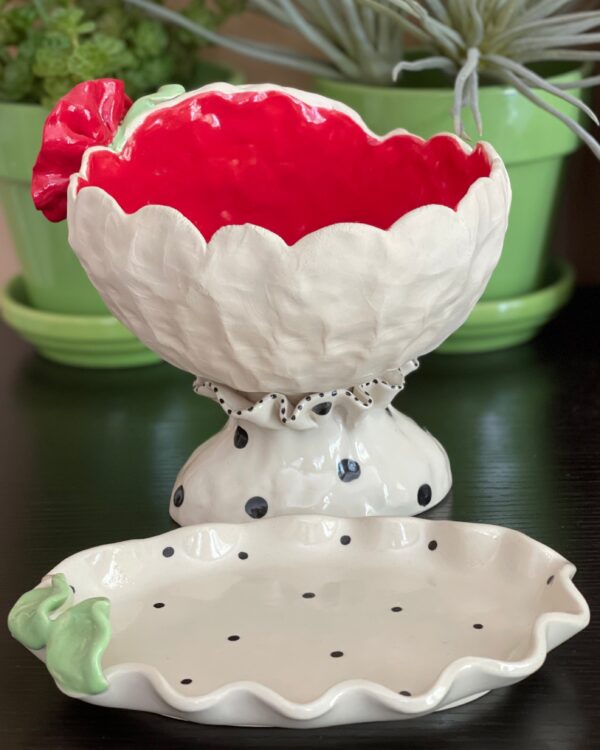 Lady Head Art Pottery Planter with Tray, Mellow Red - Image 2